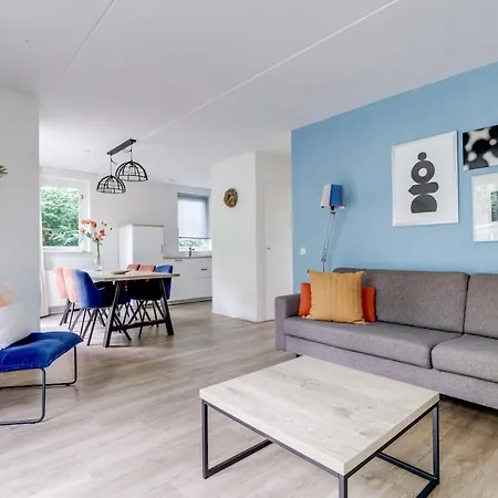 Zonnige Luxe Met Grote Tuin 別荘 *