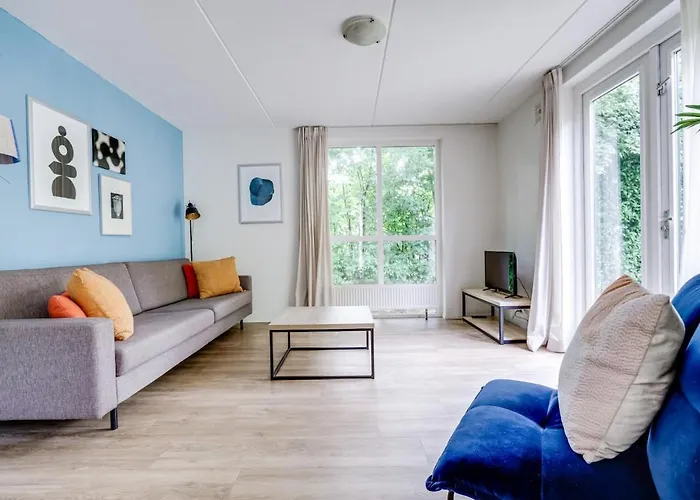 Semesterbostad Zonnige Luxe Met Grote Tuin