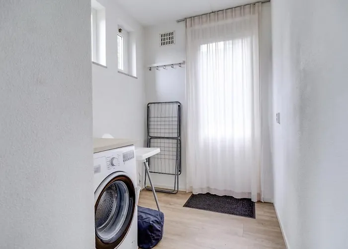 Semesterbostad Zonnige Luxe Met Grote Tuin