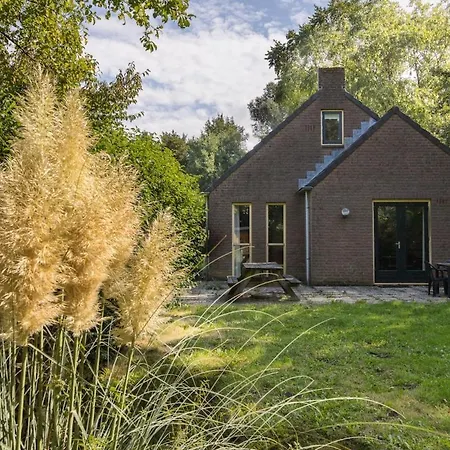 Zonnige Luxe Met Grote Tuin 度假居 Ewijk