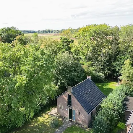 Zonnige Luxe Met Grote Tuin 度假居 *